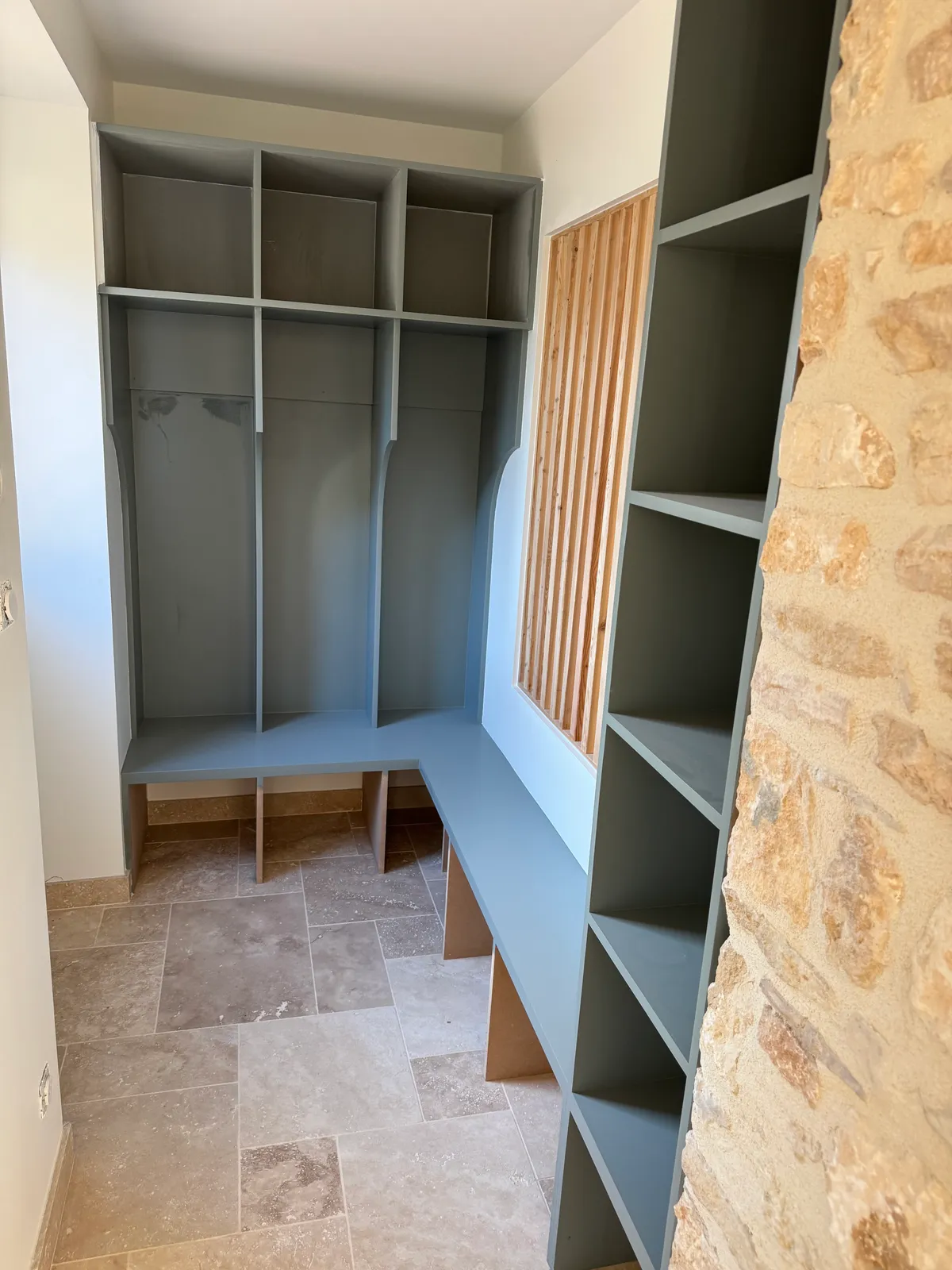 Chantier aménagement intérieur (photo 3) — réalisation SARL Pinto José, Saône-et-Loire